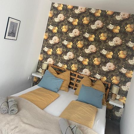 Gyoengy Apartman Ödenburg Exterior foto